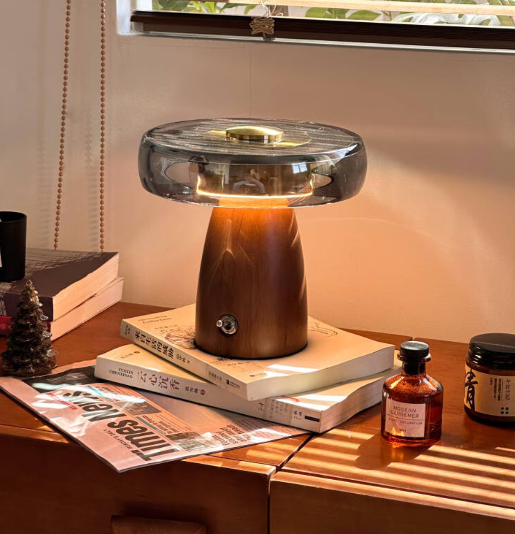 A vintage table lamp instantly elevates the room—an absolute must-have for the bedroom!