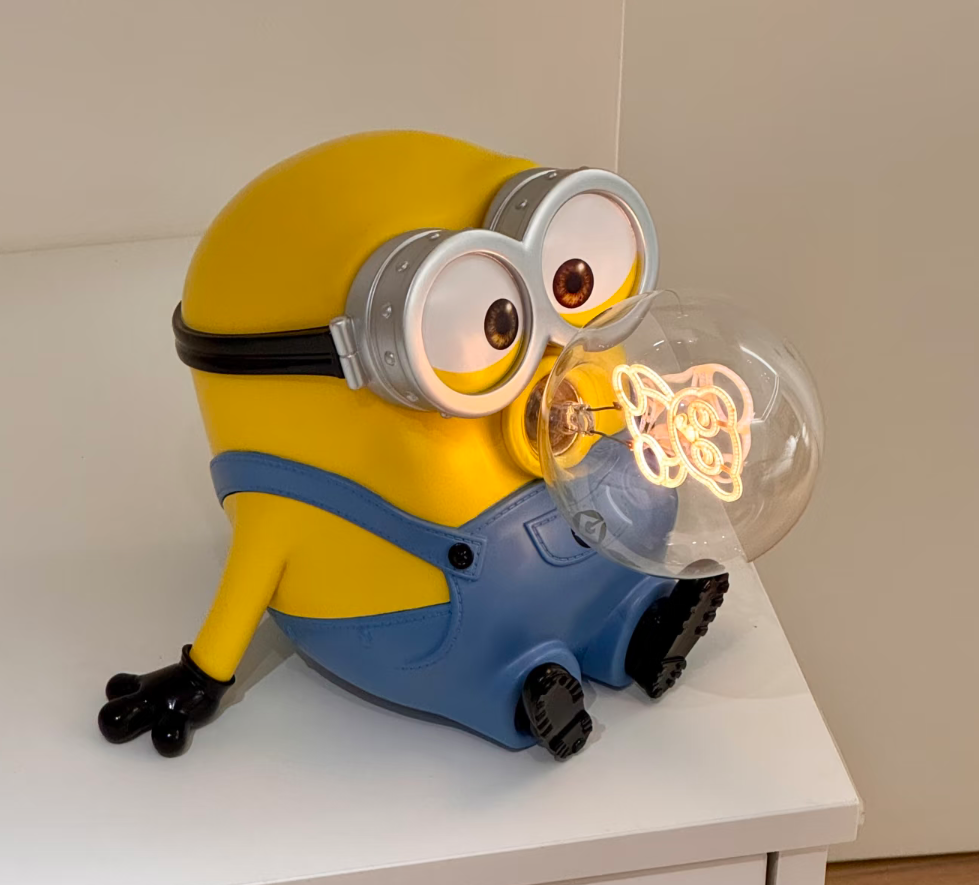 Minion bubble lamp