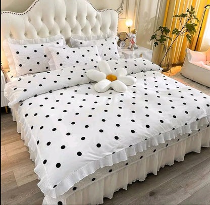 Fairy-style pure quilted non-slip cotton bedspread 🌸
100% cotton bed skirt with a princess vibe, trendy lace, and a fresh, chic look.